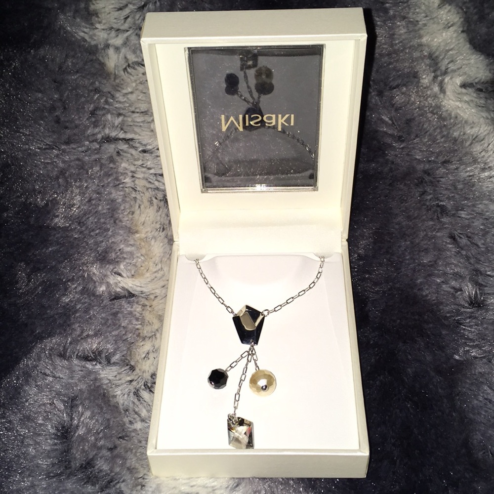 Misaki X-treme Lustre Pearl and Silver Necklace